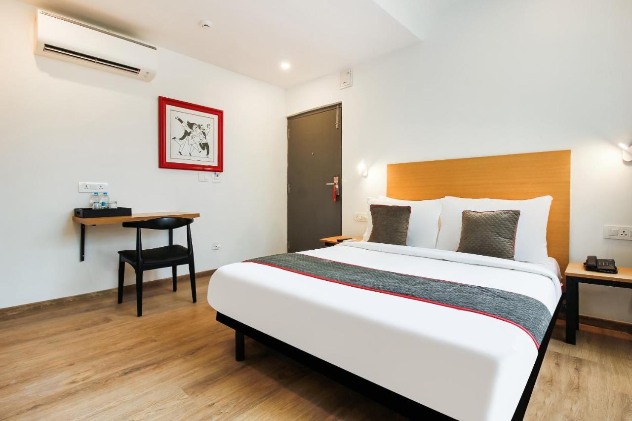 Oyo Townhouse 600 Gangothri Hotel Secundurabad Esterno foto