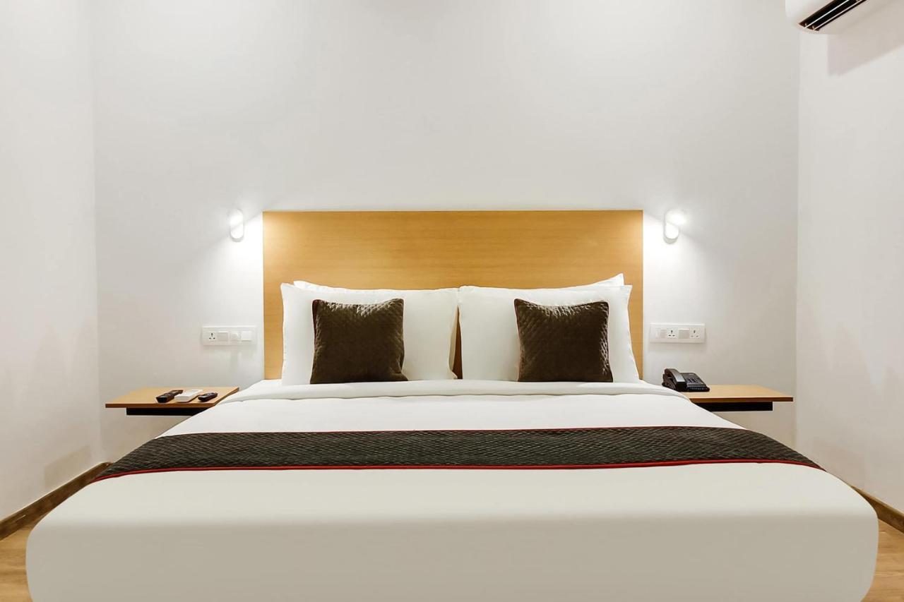 Oyo Townhouse 600 Gangothri Hotel Secundurabad Esterno foto