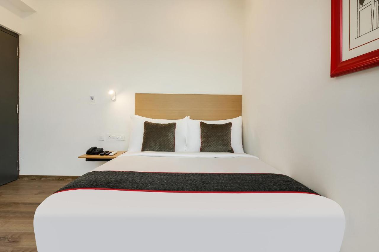 Oyo Townhouse 600 Gangothri Hotel Secundurabad Esterno foto