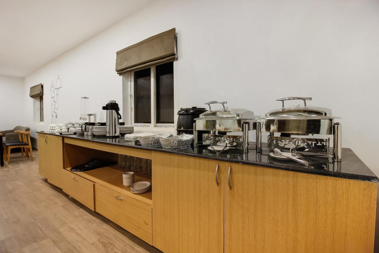 Oyo Townhouse 600 Gangothri Hotel Secundurabad Esterno foto