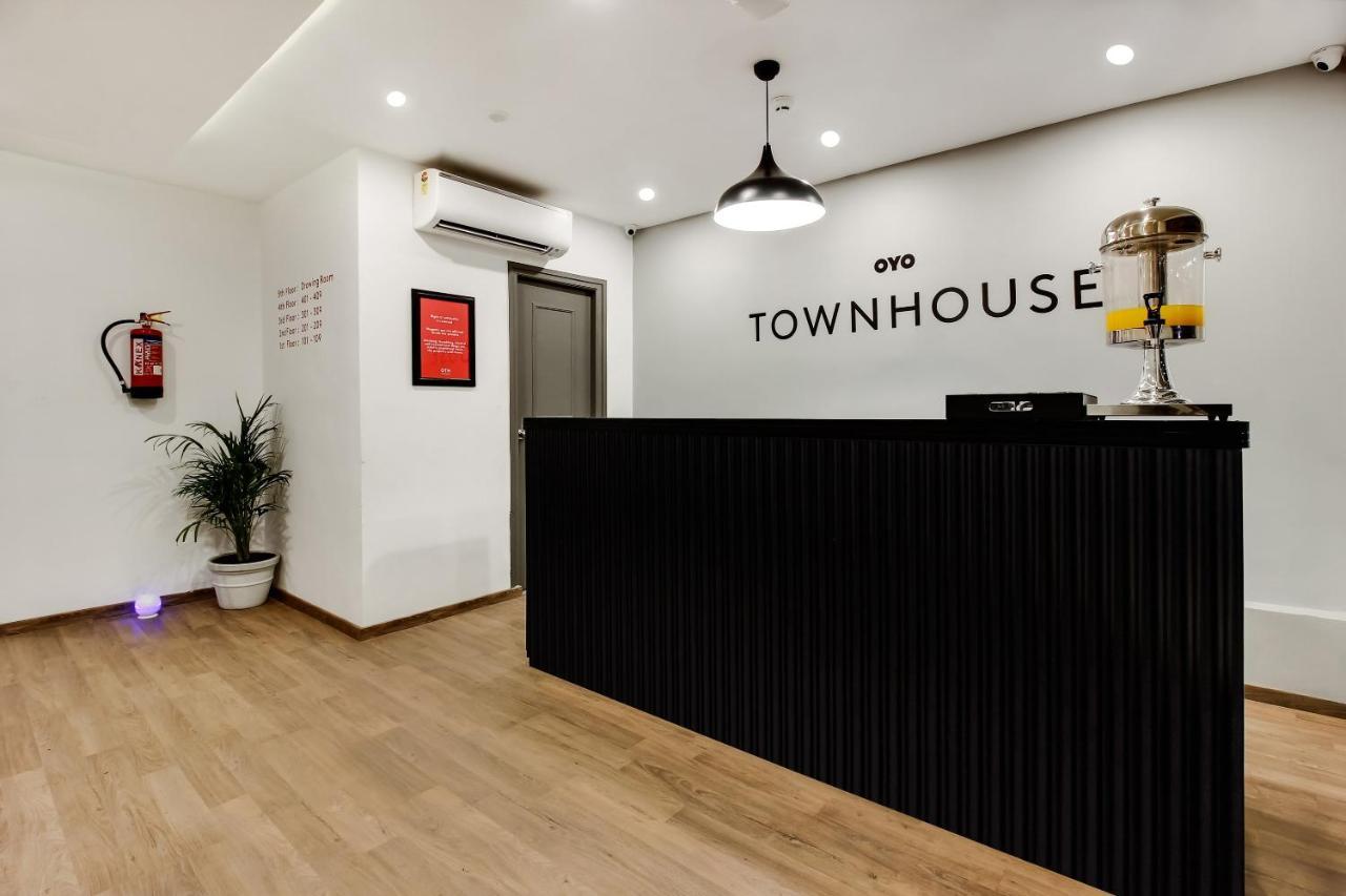 Oyo Townhouse 600 Gangothri Hotel Secundurabad Esterno foto