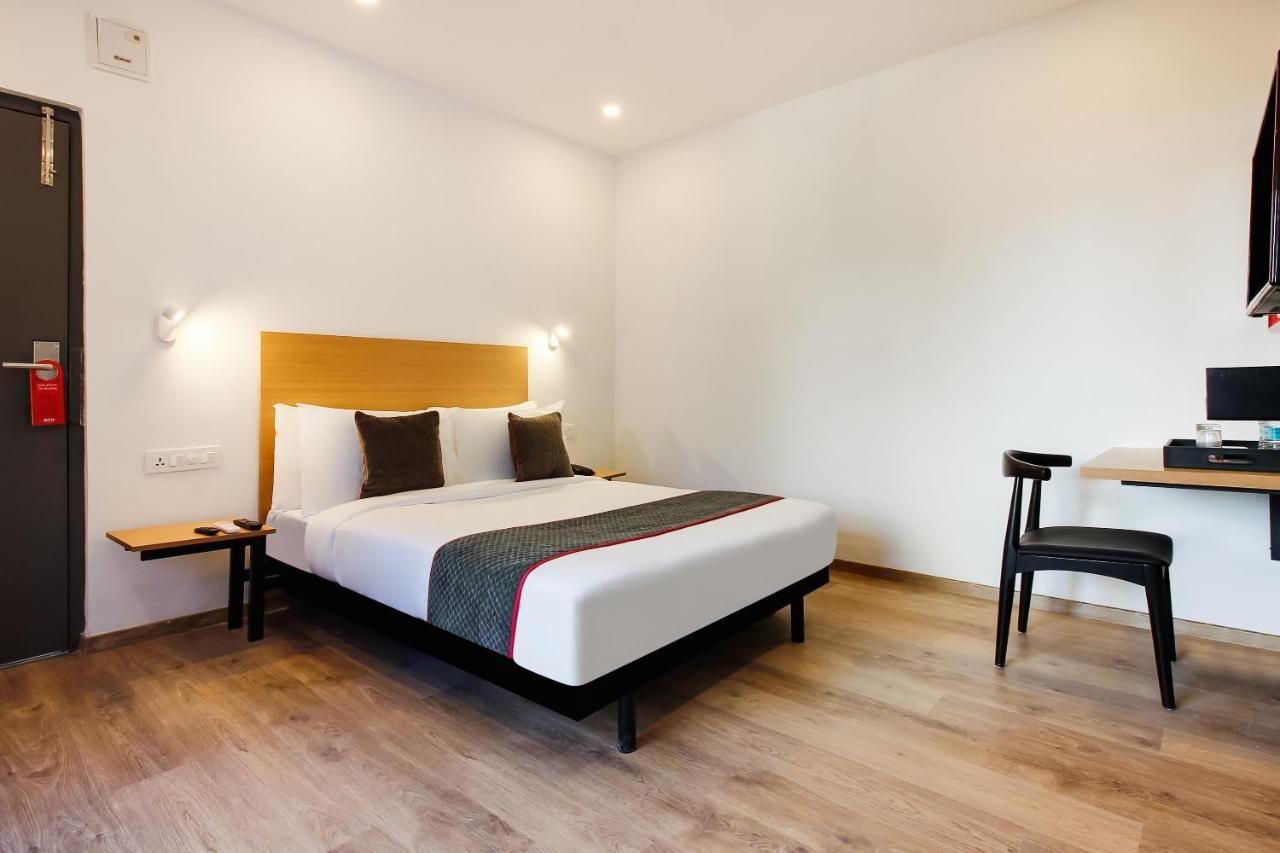 Oyo Townhouse 600 Gangothri Hotel Secundurabad Esterno foto