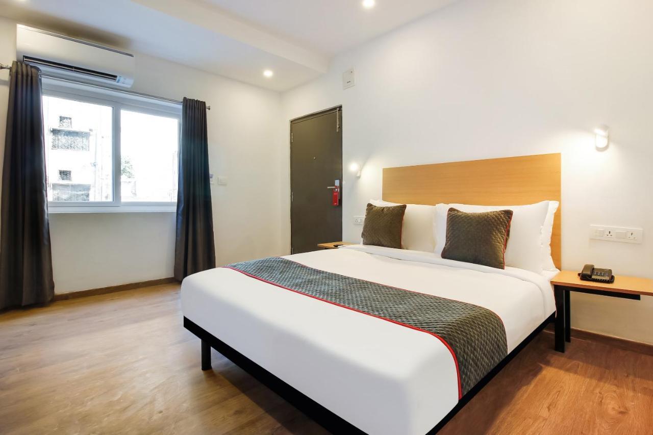 Oyo Townhouse 600 Gangothri Hotel Secundurabad Esterno foto
