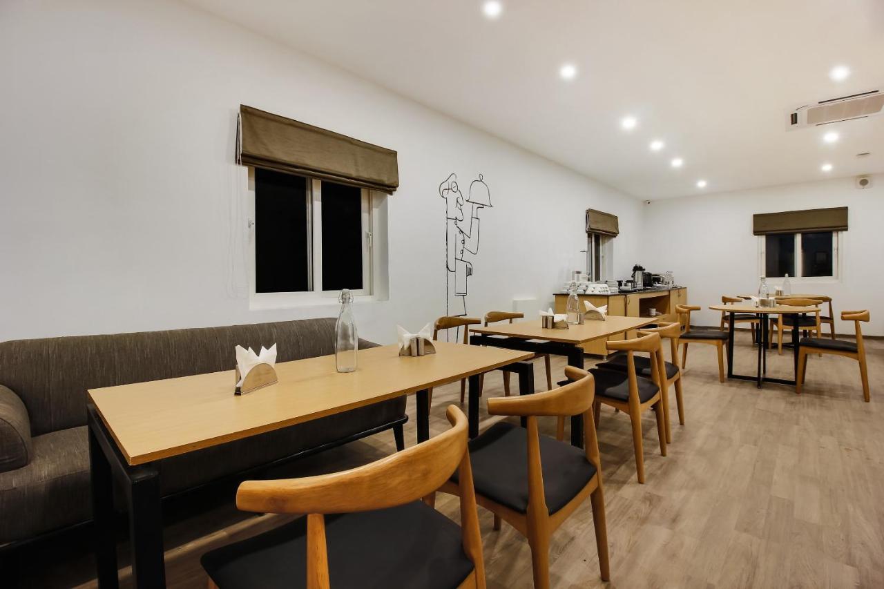 Oyo Townhouse 600 Gangothri Hotel Secundurabad Esterno foto